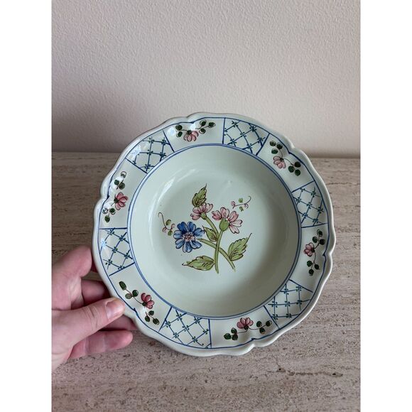 Cantagalli Italian Bowl - Flowers - Picture 2 of 3